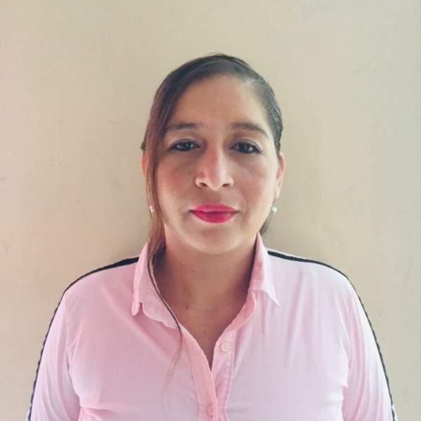 Auxiliar de Enfermería-carina-rivera-2946